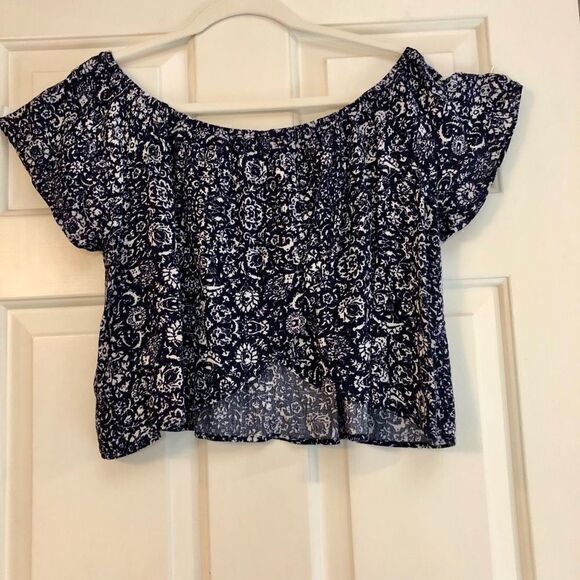 Lush Women’s Crop Top Midriff Blue Floral Top Size XL - Picture 4 of 14